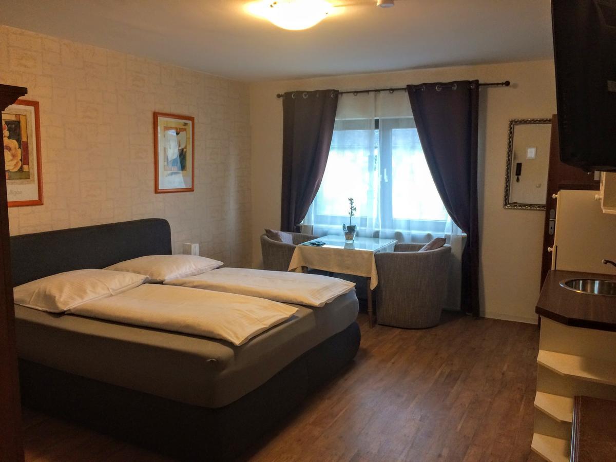 Hotel Zum Schnackel In Mainz Wiesbaden Exteriör bild
